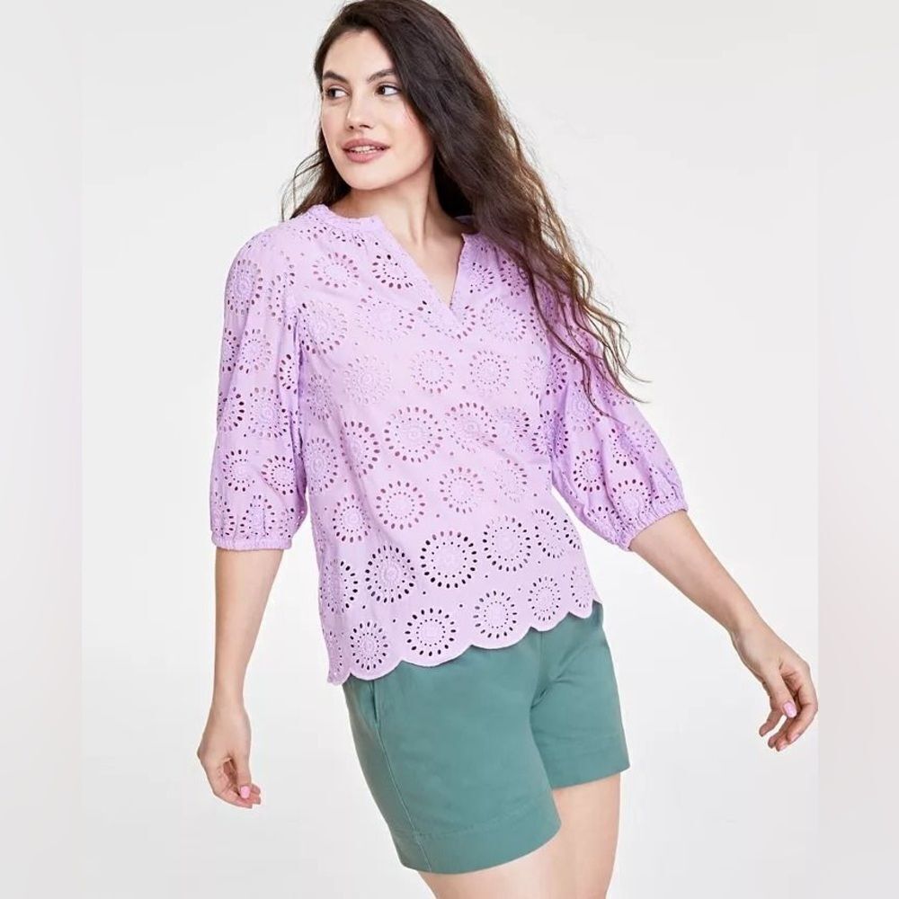 On 34th Women's Solid Eyelet Puff-Sleeve Top